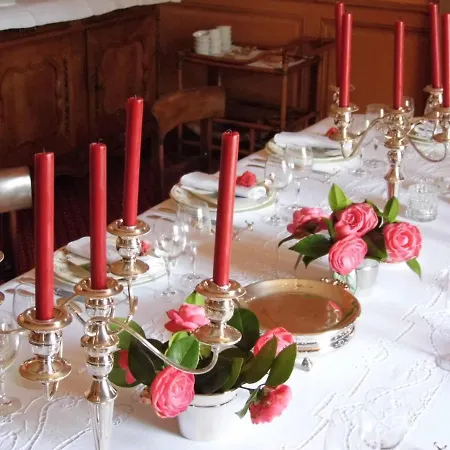 Chateau De Vaux 5*