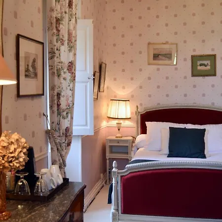Chateau De Vaux 5* Yvré-lʼÉvêque