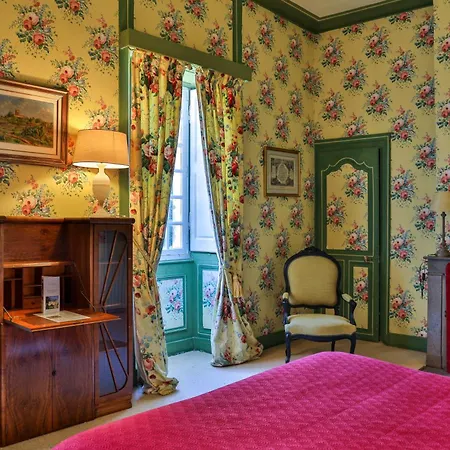 Chateau De Vaux Guest house 5*