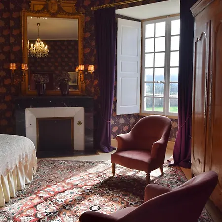 Guest house Chateau De Vaux 5*