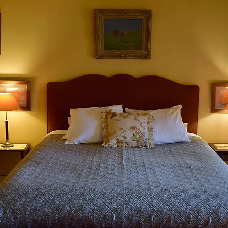 Guest house Chateau De Vaux Yvre-l'Eveque