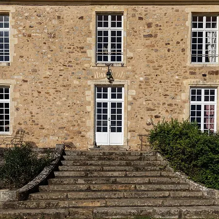 Chateau De Vaux 5*