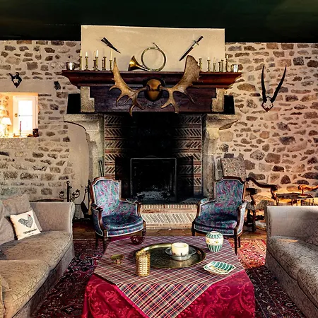 Chateau De Vaux Yvre-l'Eveque