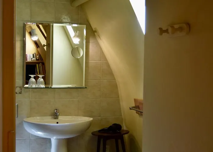 Guest house Chateau De Vaux Yvre-l'Eveque