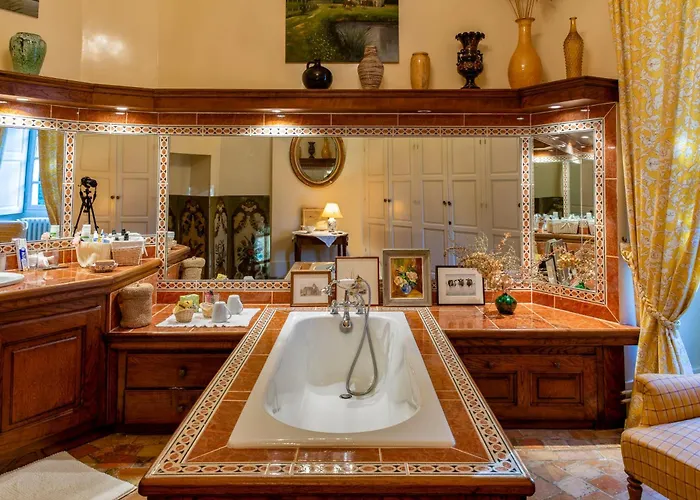 Chateau De Vaux Guest house Yvre-l'Eveque