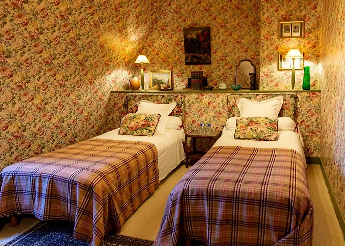 Chateau De Vaux 5* Yvre-l'Eveque