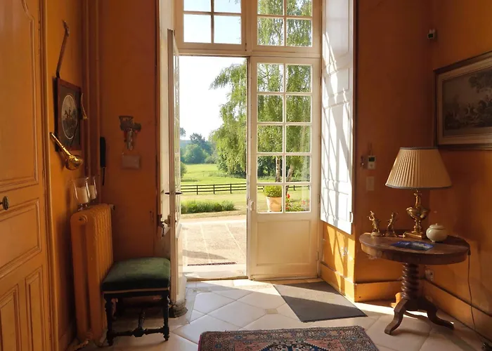 Chateau De Vaux Guest house Yvre-l'Eveque