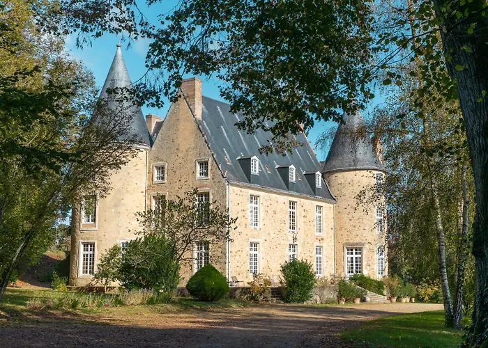 Chateau De Vaux Yvre-l'Eveque