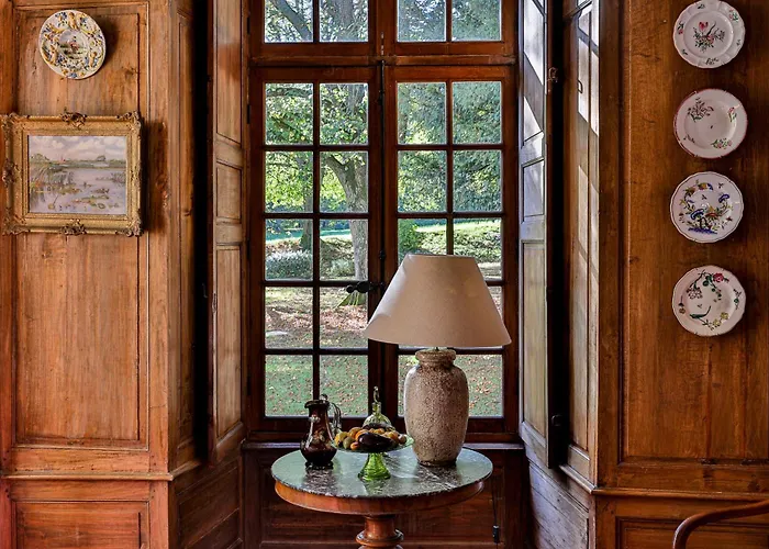 Chateau De Vaux Guest house