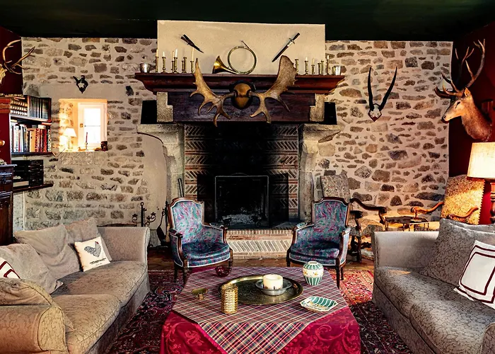 Chateau De Vaux Yvre-l'Eveque